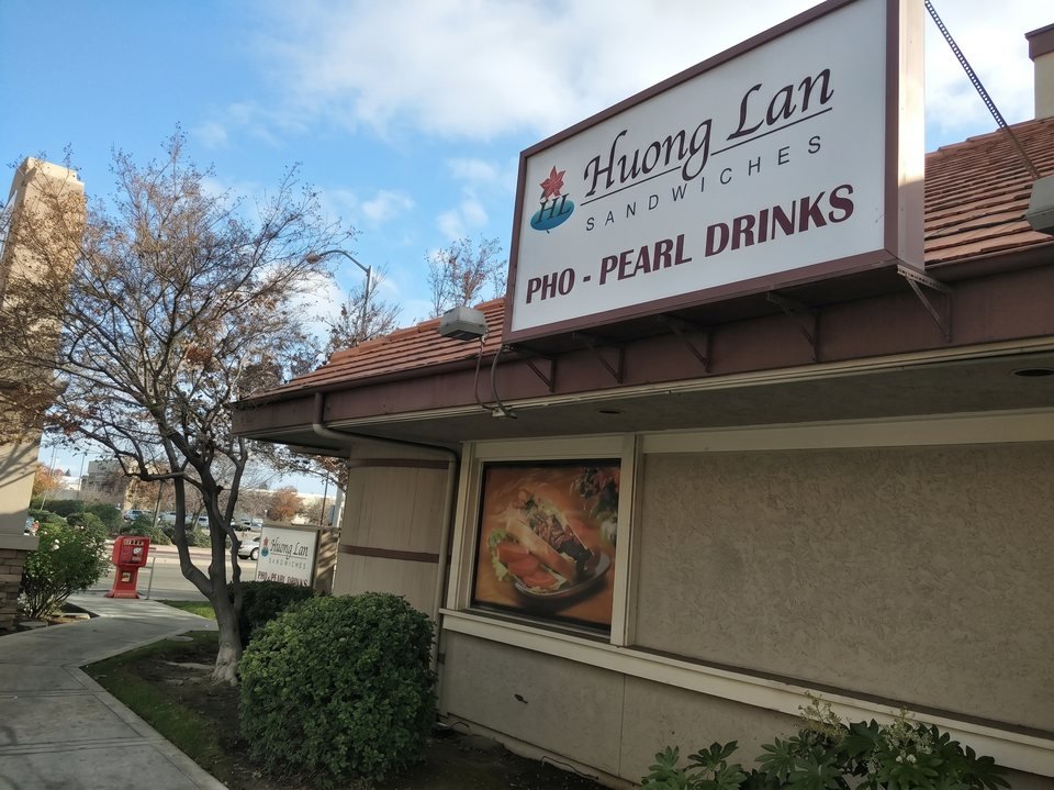 Huong Lan N Fresno St storefront